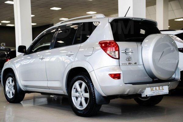 Toyota RAV4 — изображение 10