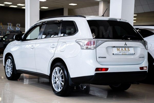 Mitsubishi Outlander — изображение 10