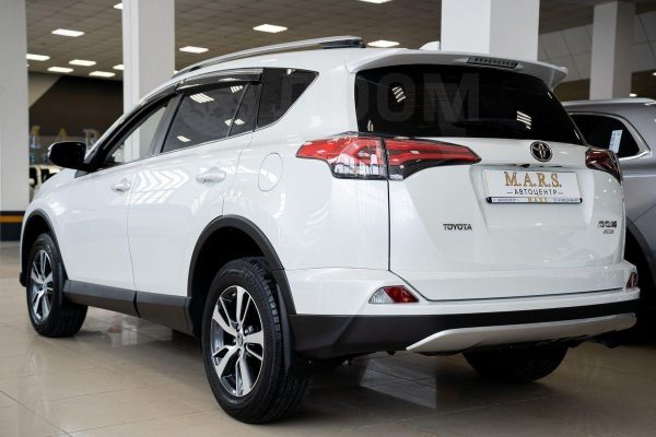 Toyota RAV4 — изображение 10