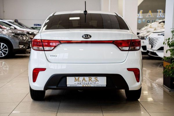 Kia Rio — изображение 13