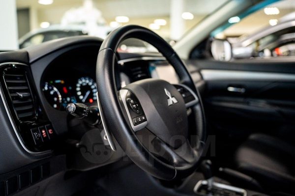 Mitsubishi Outlander — изображение 15