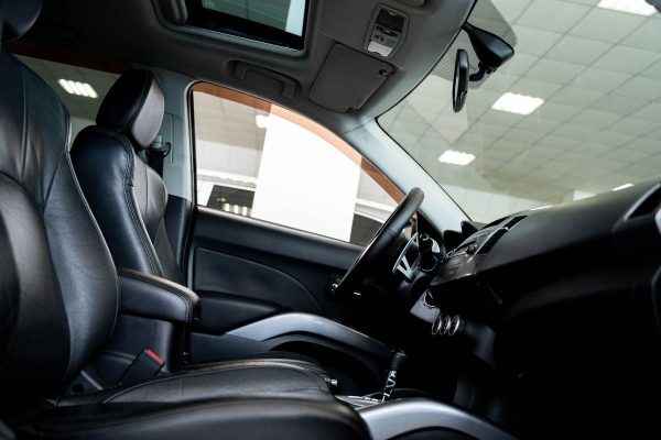 Mitsubishi Outlander — изображение 16