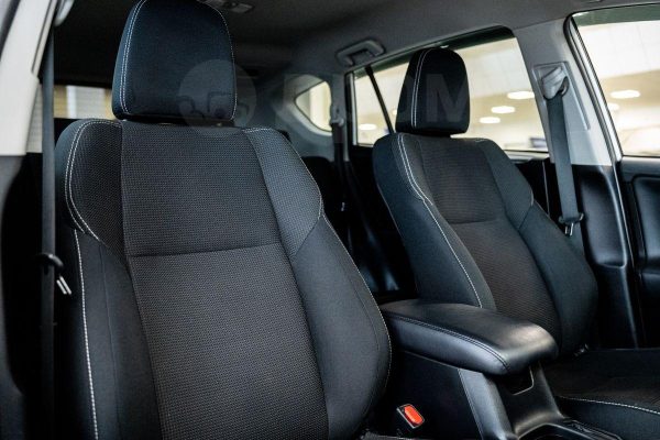 Toyota RAV4 — изображение 18