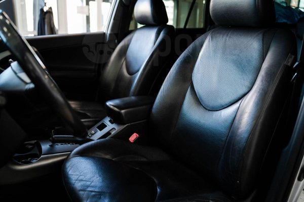 Toyota RAV4 — изображение 19