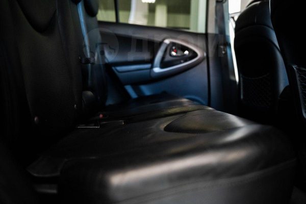 Toyota RAV4 — изображение 20