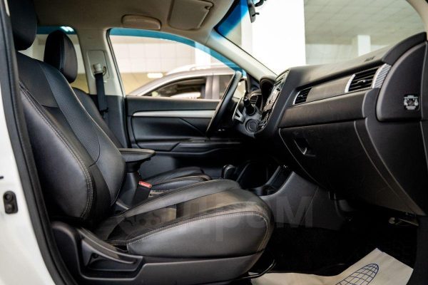 Mitsubishi Outlander — изображение 20