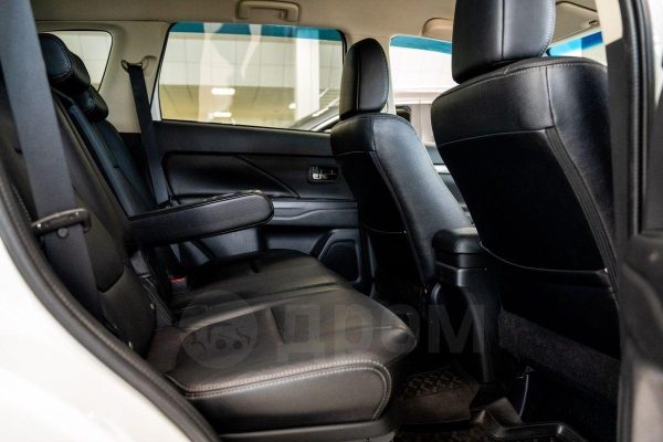 Mitsubishi Outlander — изображение 21