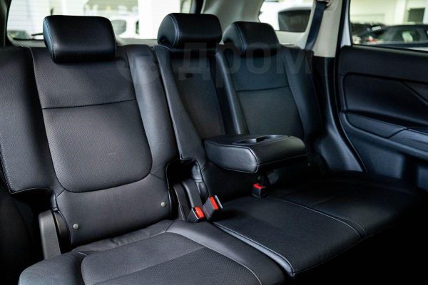 Mitsubishi Outlander — изображение 23