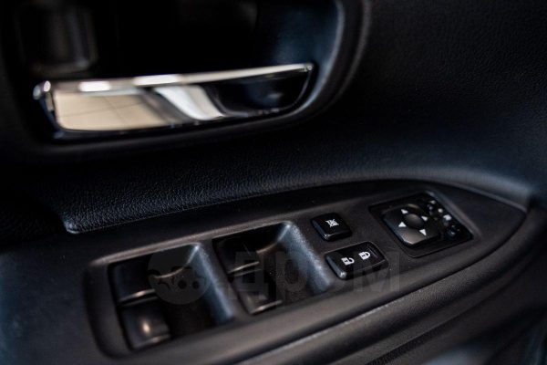 Mitsubishi Outlander — изображение 23
