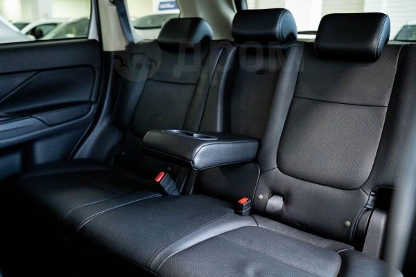 Mitsubishi Outlander — изображение 24