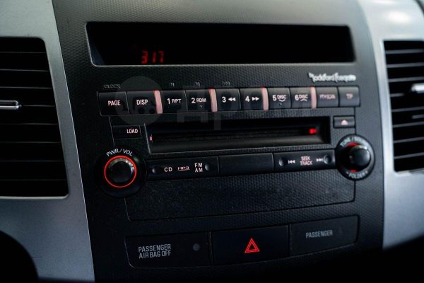 Mitsubishi Outlander — изображение 27