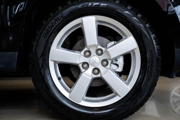 Mitsubishi Outlander — изображение 7
