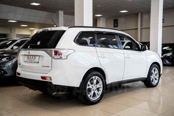 Mitsubishi Outlander — изображение 7