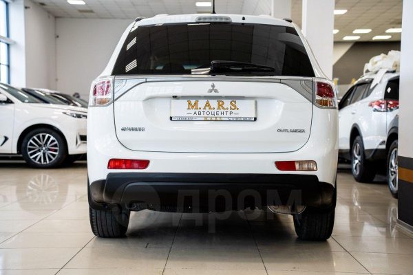Mitsubishi Outlander — изображение 8