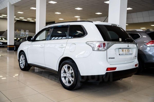 Mitsubishi Outlander — изображение 9