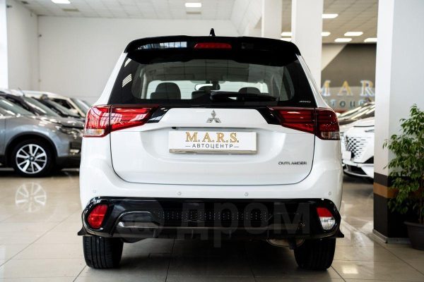 Mitsubishi Outlander — изображение 12