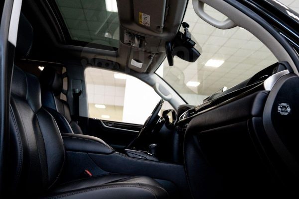 Lexus LX570 — изображение 16
