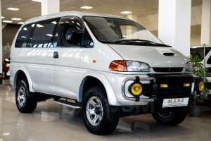 Mitsubishi Delica