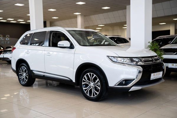 Mitsubishi Outlander — изображение 2
