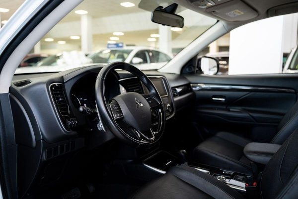 Mitsubishi Outlander — изображение 26