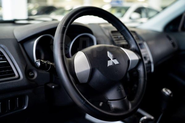 Mitsubishi ASX — изображение 27