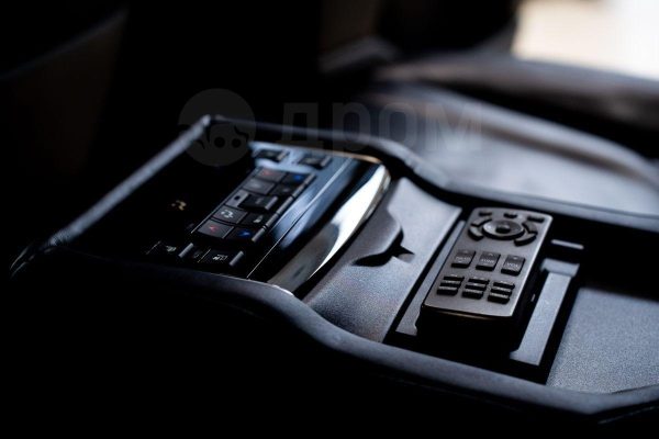 Lexus LX570 — изображение 33