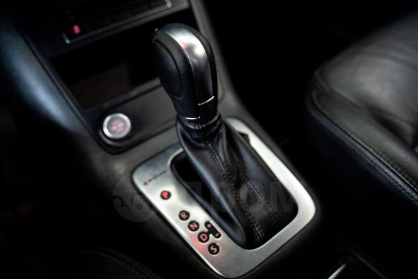 Volkswagen Tiguan — изображение 37
