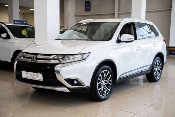 Mitsubishi Outlander — изображение 4