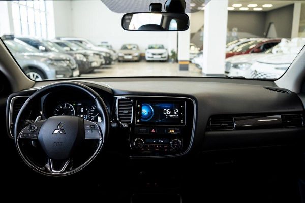 Mitsubishi Outlander — изображение 40
