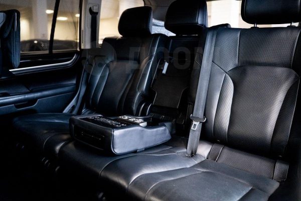 Lexus LX570 — изображение 47