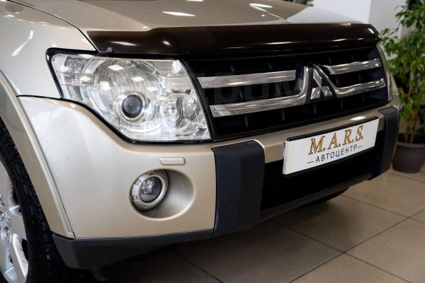 Mitsubishi Pajero — изображение 5