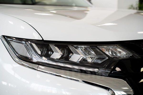 Mitsubishi Outlander — изображение 5