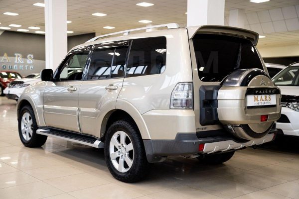 Mitsubishi Pajero — изображение 9