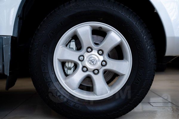 Toyota Land Cruiser Prado — изображение 9