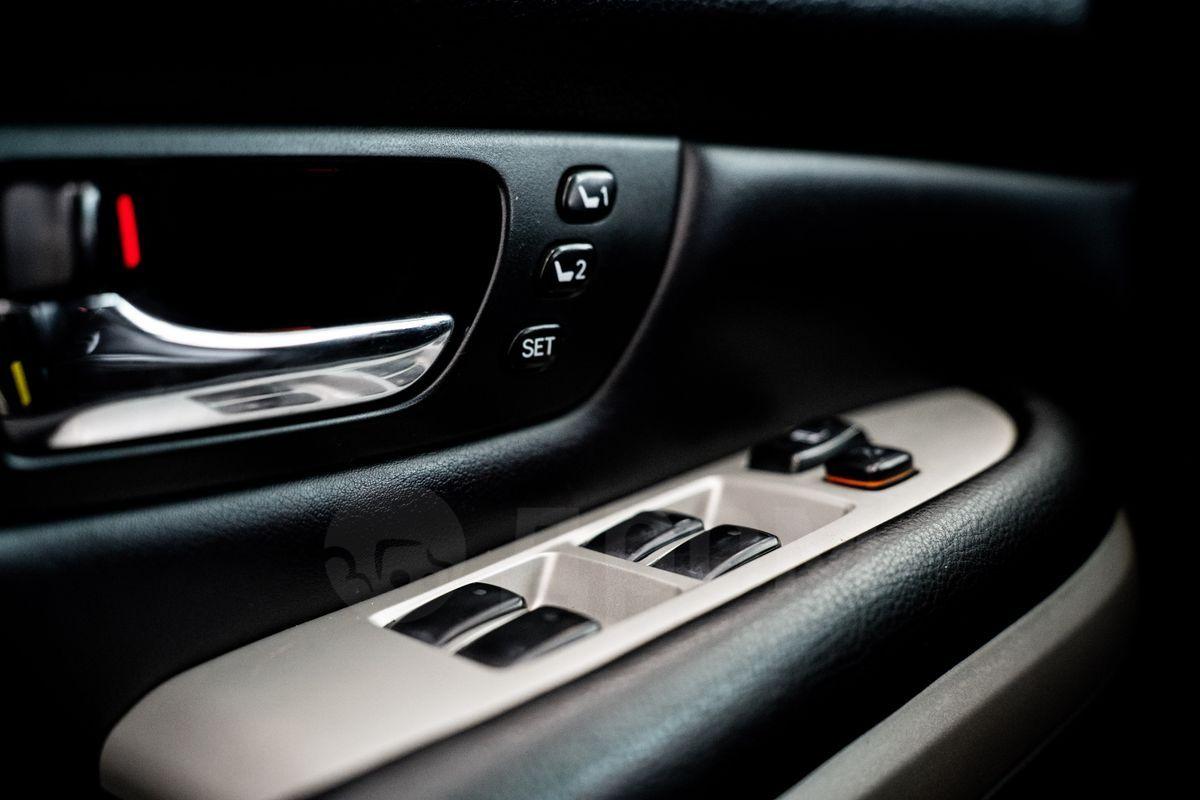 Lexus RX400h — изображение 28