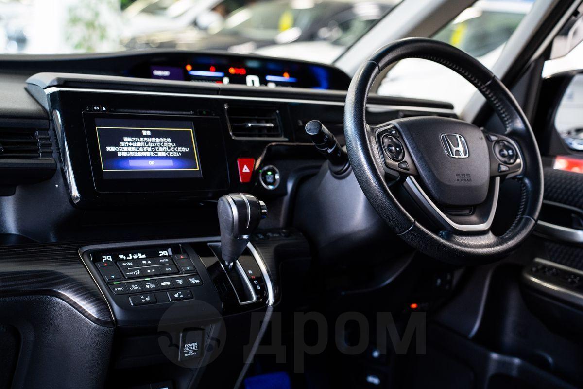 Honda Stepwgn — изображение 36