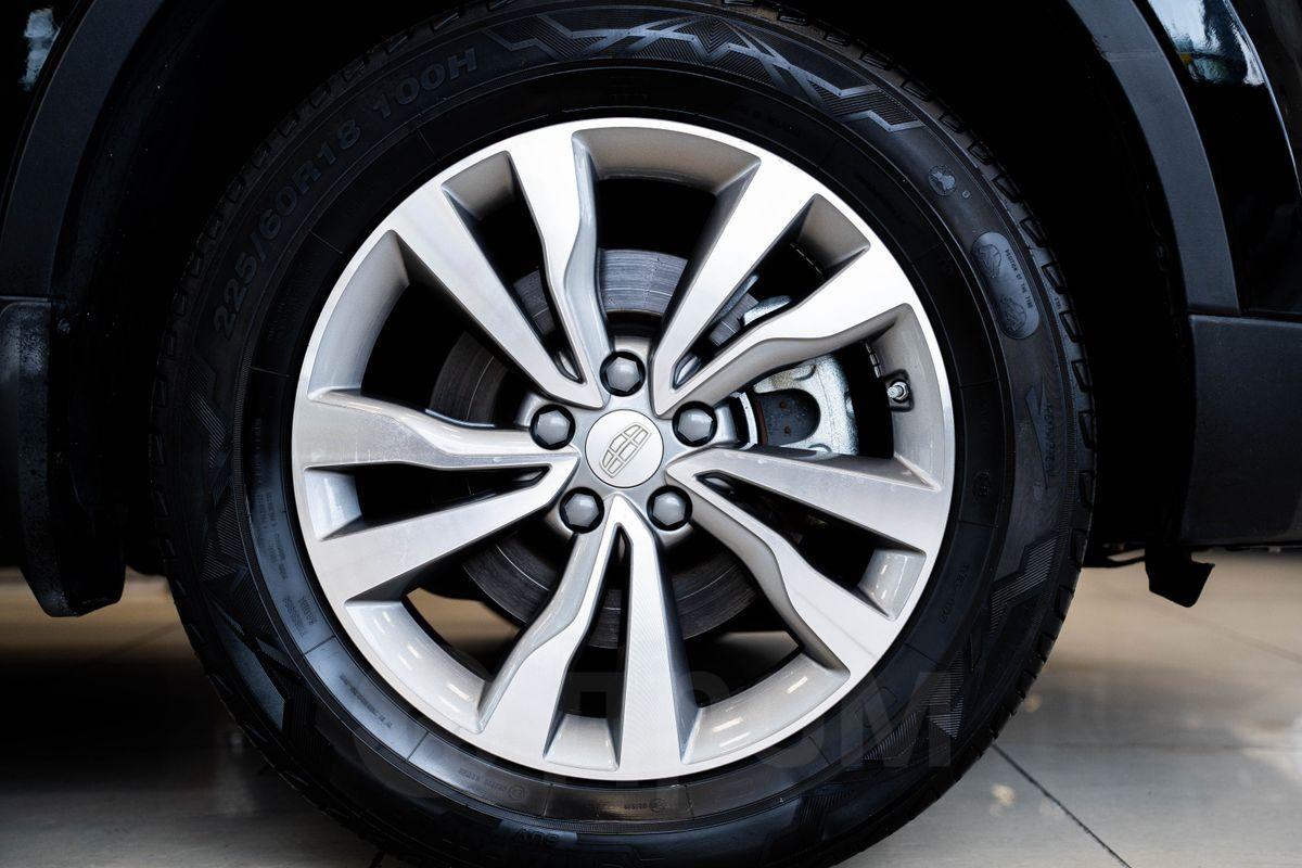 Geely Atlas — изображение 9